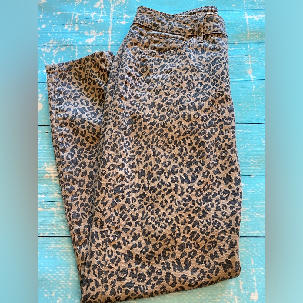 Brown Cheetah 🐆 Print Jeans